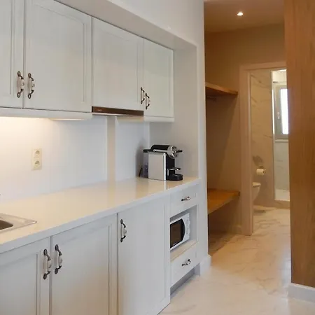 شقة فندقية Iris Premium 3*