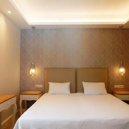 Iris Premium Апарт-отель Нидри