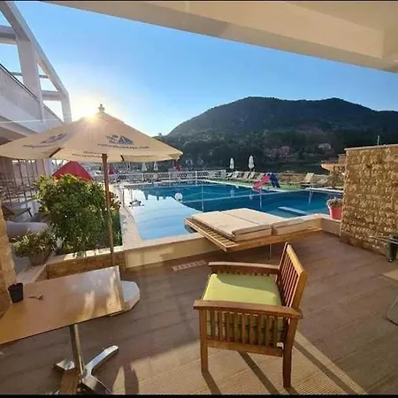 Aparthotel Iris Premium Nydri (Lefkada)