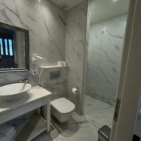 Iris Premium Lejlighedshotel